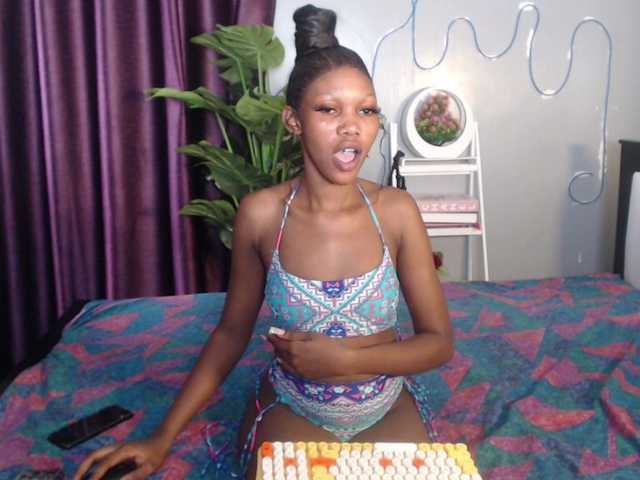 VelvetCuties live cam on BongaCams