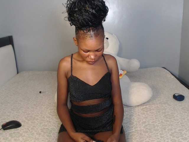 VelvetCuties live cam on BongaCams