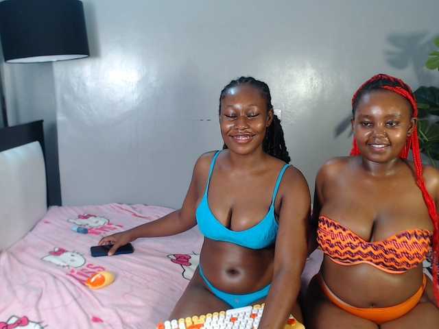 VelvetCuties live cam on BongaCams