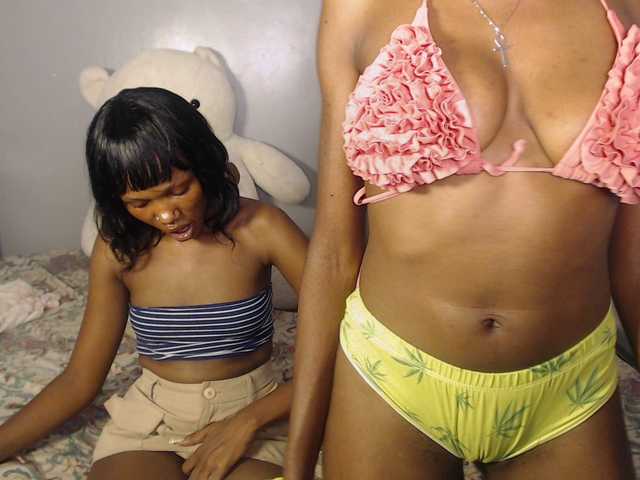 VelvetCuties live cam on BongaCams