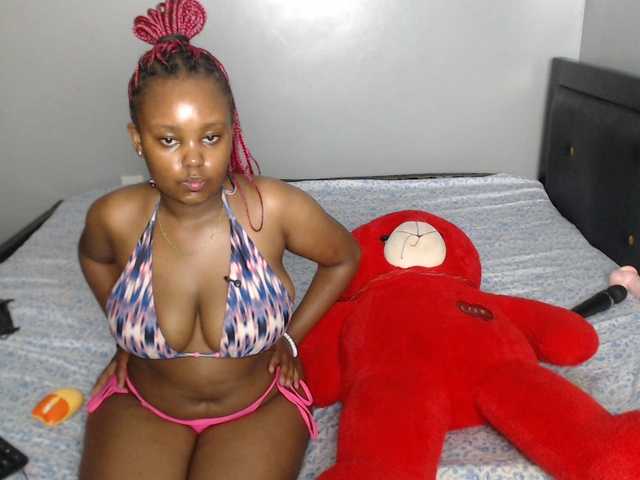 VelvetCuties live cam on BongaCams