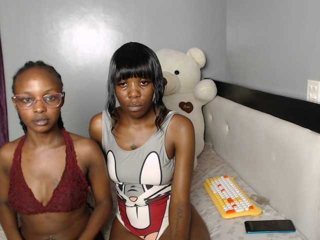 VelvetCuties live cam on BongaCams