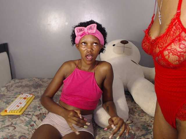 VelvetCuties live cam on BongaCams