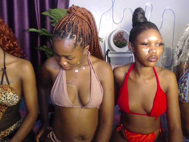 VelvetCuties live cam on BongaCams