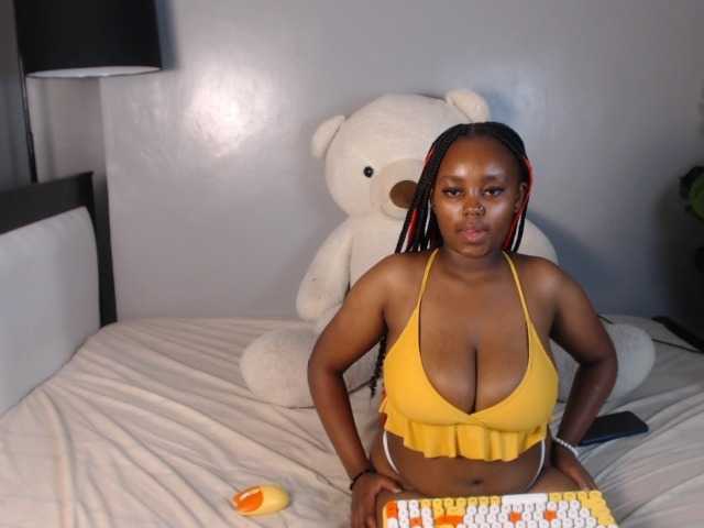 VelvetCuties live cam on BongaCams