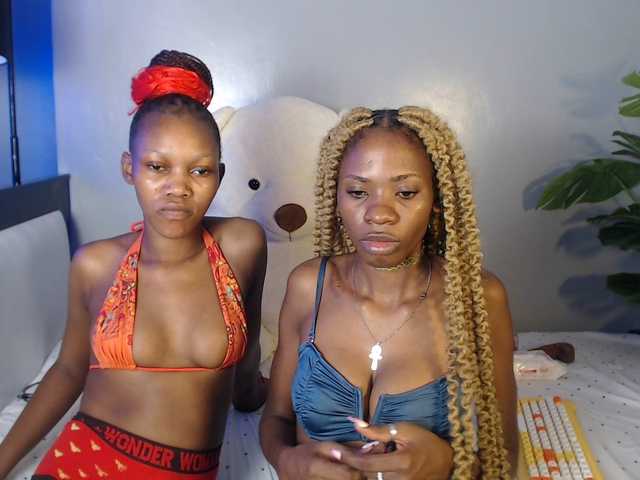 VelvetCuties live cam on BongaCams