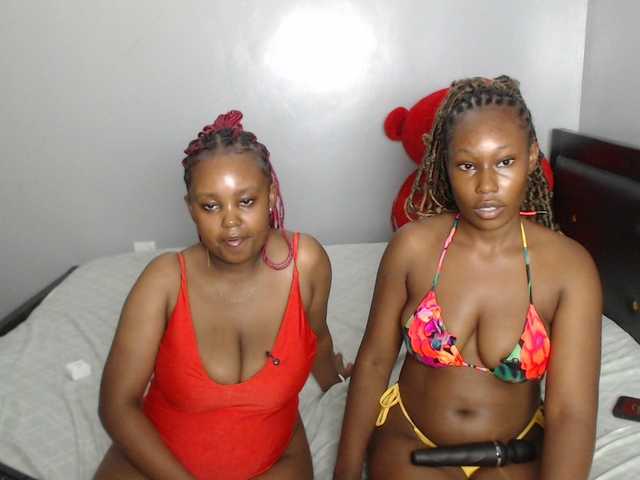 VelvetCuties live cam on BongaCams