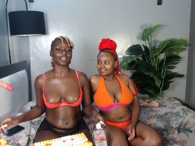 VelvetCuties live cam on BongaCams