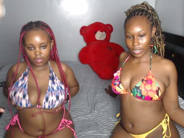 VelvetCuties live cam on BongaCams