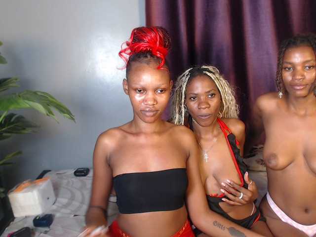 VelvetCuties live cam on BongaCams