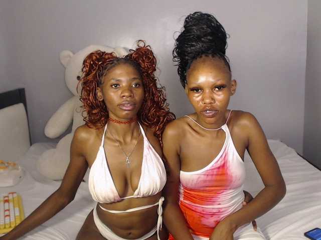 VelvetCuties live cam on BongaCams