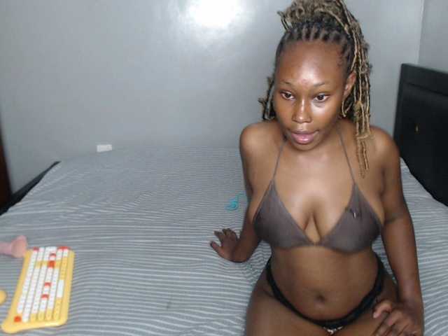 VelvetCuties live cam on BongaCams