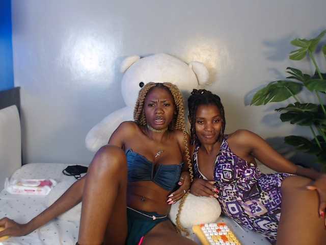 VelvetCuties live cam on BongaCams
