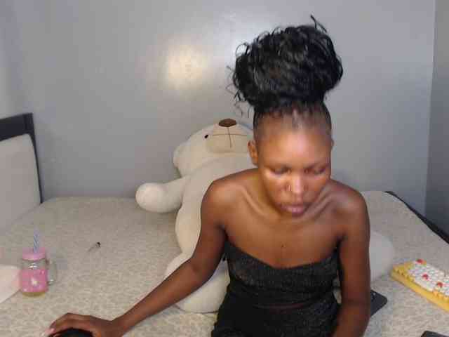 VelvetCuties webcam