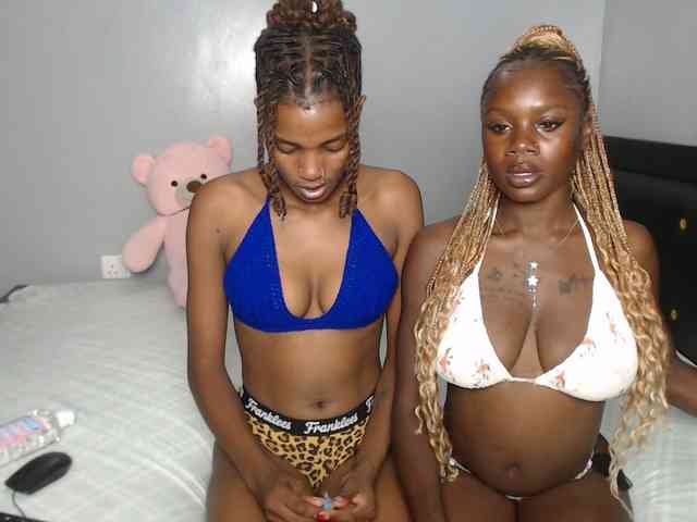 VelvetCuties Sex Cam Show