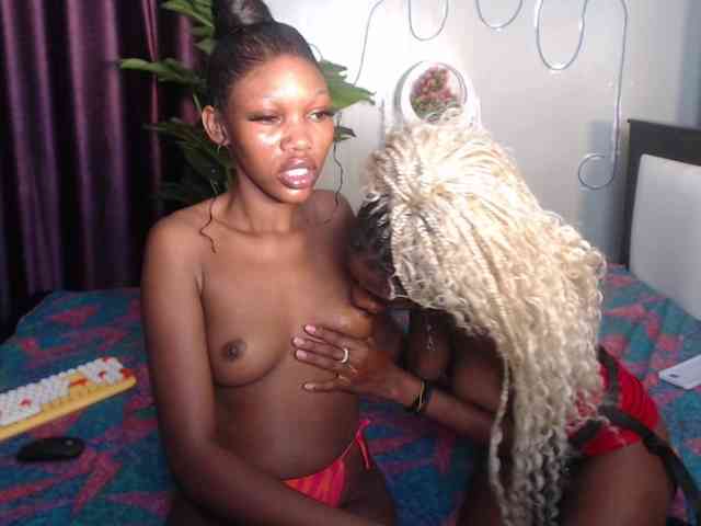 VelvetCuties Sex Cam Show
