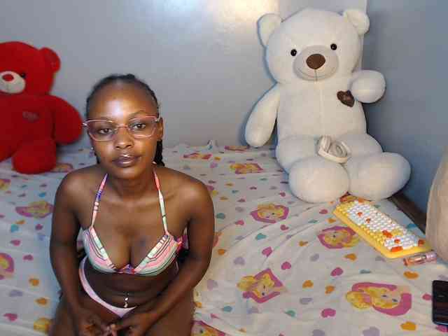 VelvetCuties webcam