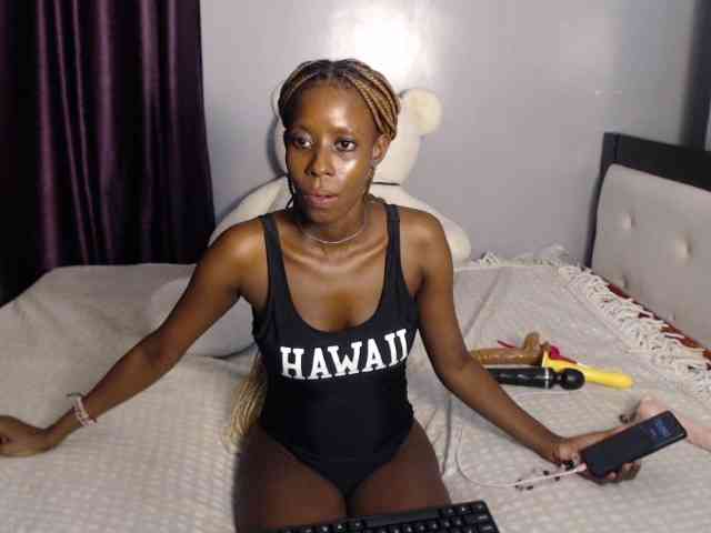 VelvetCuties webcam