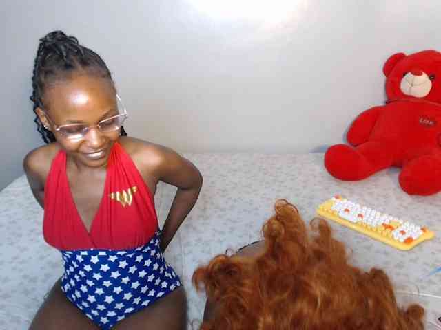 VelvetCuties webcam