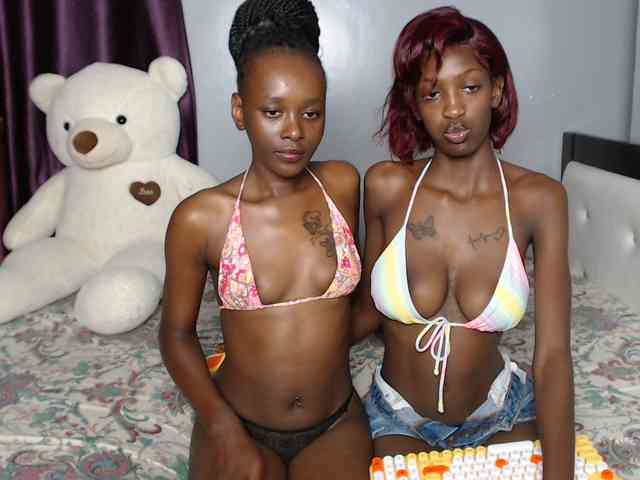 VelvetCuties webcam