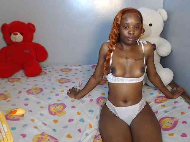 VelvetCuties webcam