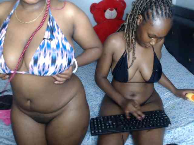 VelvetCuties webcam