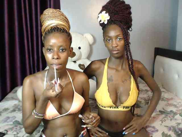 Modèle: VelvetCuties