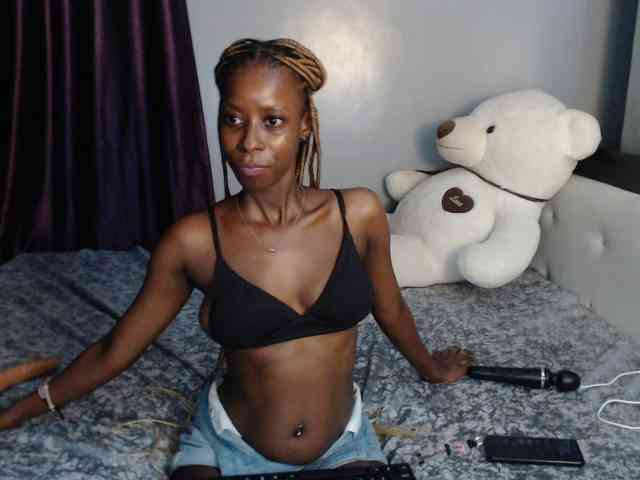 VelvetCuties webcam