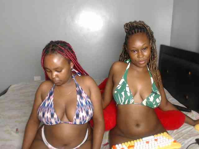 VelvetCuties webcam