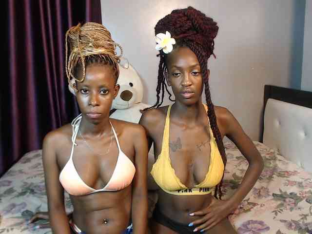 Modèle: VelvetCuties