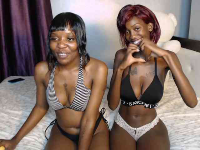 VelvetCuties webcam