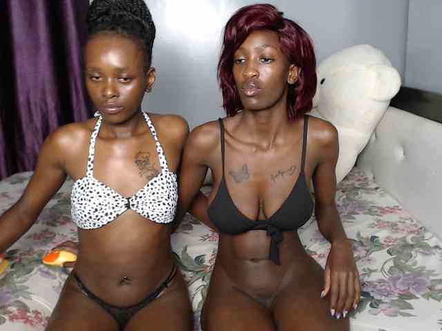 VelvetCuties webcam