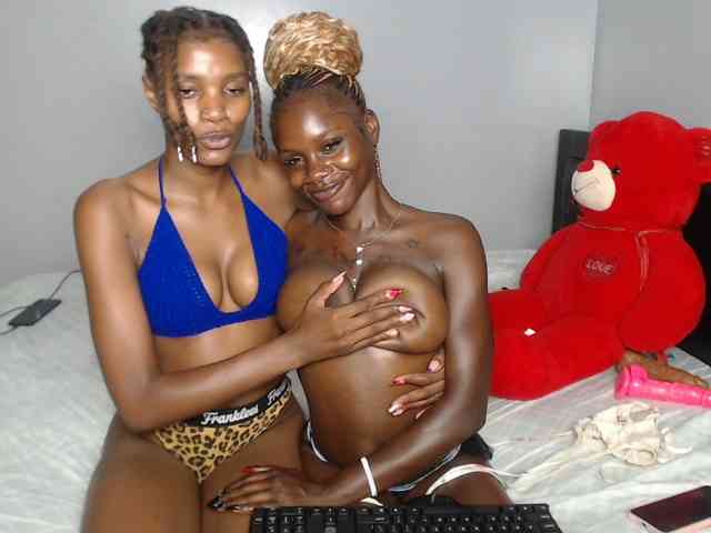 VelvetCuties Sex Cam Show