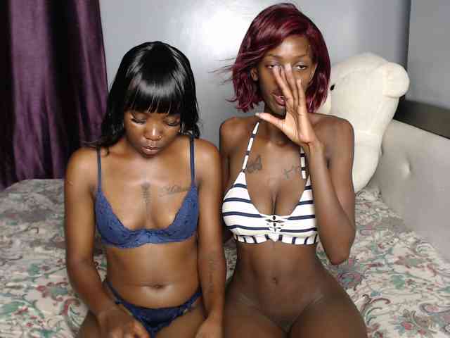 VelvetCuties webcam