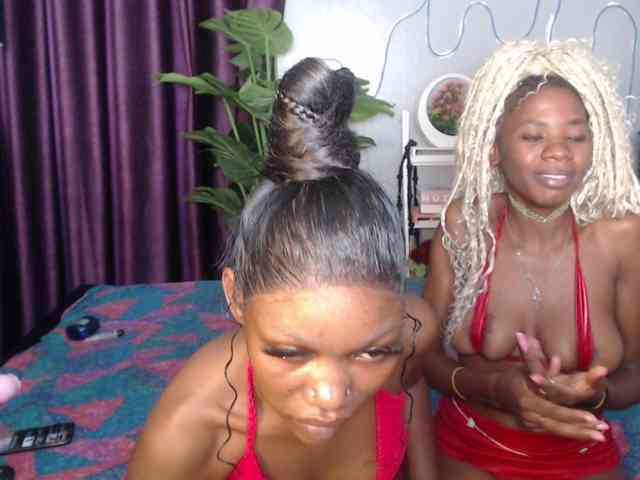 VelvetCuties Sex Cam Show