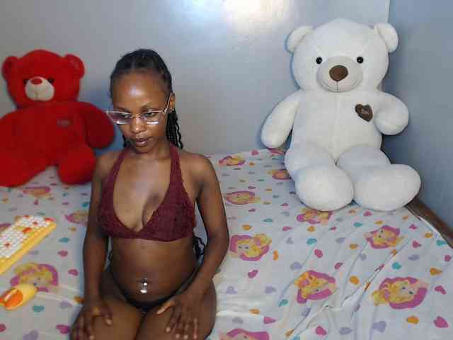VelvetCuties webcam
