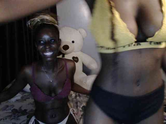 Modèle: VelvetCuties