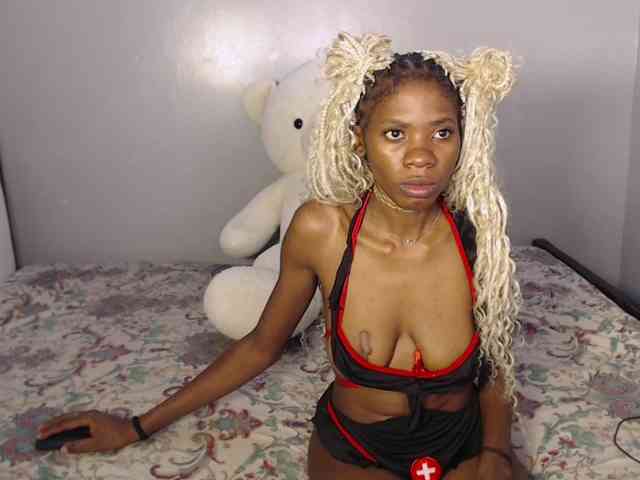 VelvetCuties webcam