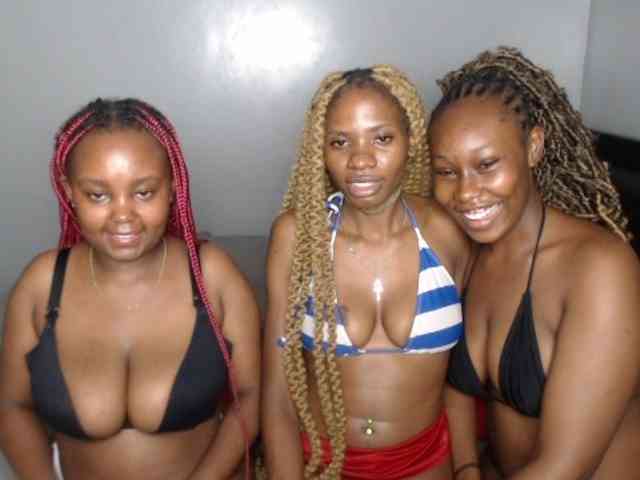 VelvetCuties webcam