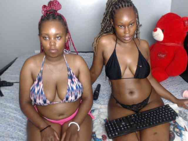 VelvetCuties webcam
