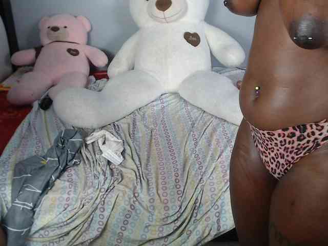 VelvetCuties webcam