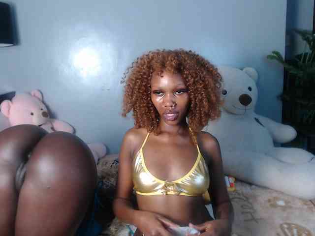 VelvetCuties webcam
