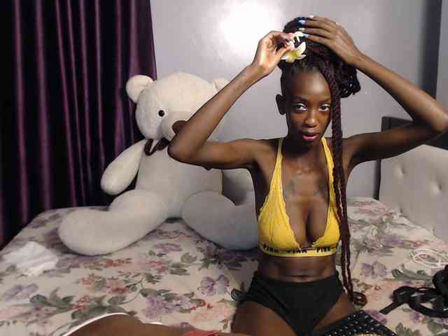 Modèle: VelvetCuties