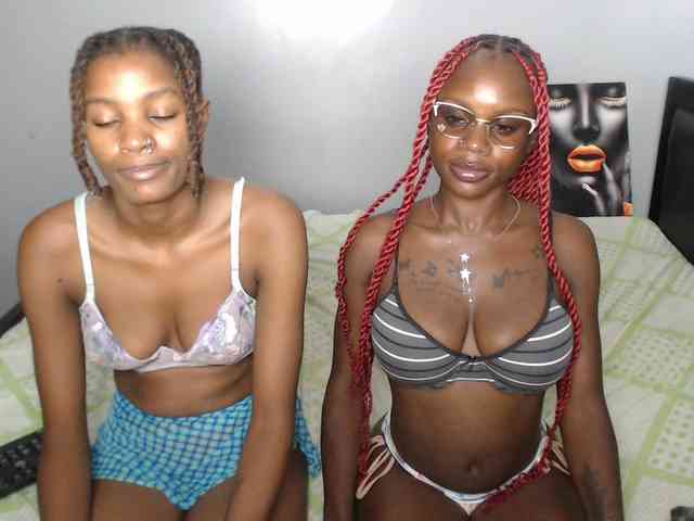 VelvetCuties Sex Cam Show