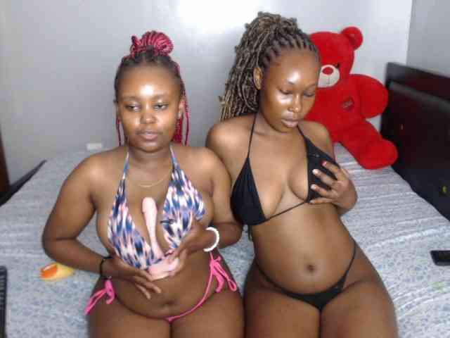 VelvetCuties webcam