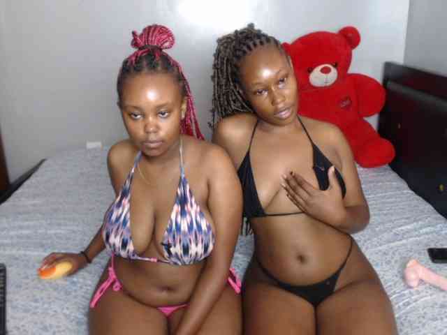 VelvetCuties webcam