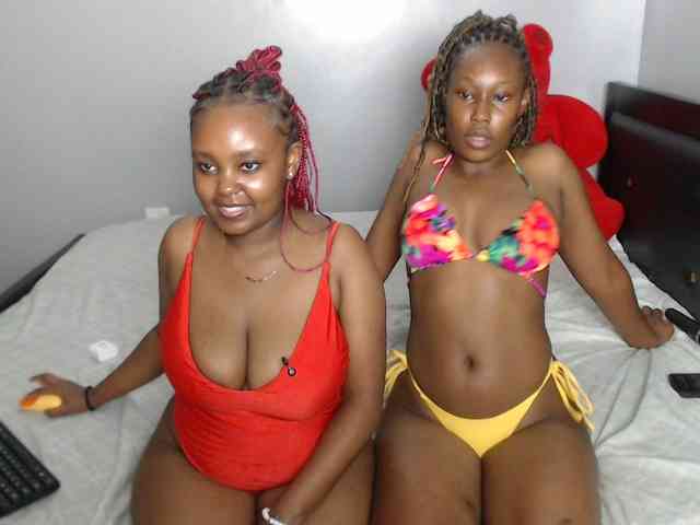 VelvetCuties webcam