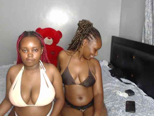 VelvetCuties webcam