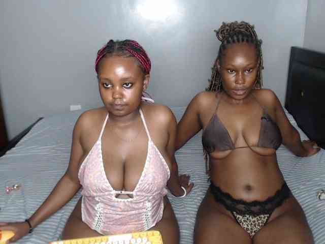 VelvetCuties webcam