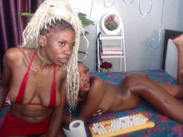 VelvetCuties Sex Cam Show